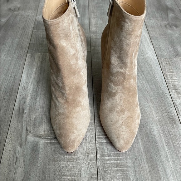 Christian Louboutin Eloise Booty 85 - Picture 1 of 8